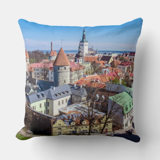 Coussin Vue aérienne du centre de Tallinn (Recto)