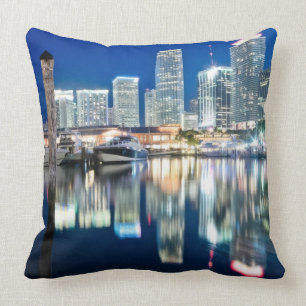 Coussin Vue d'horizon avec la réflexion dans l'eau, Miami