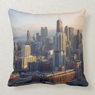 Coussin Vue du paysage urbain avec la lumière fantastique