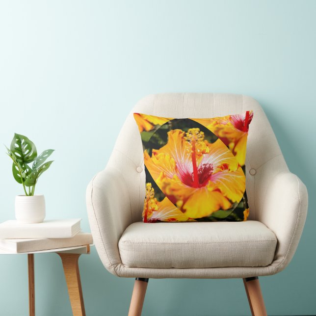 Coussin Vue latérale de l'Hibiscus orange (Chaise)