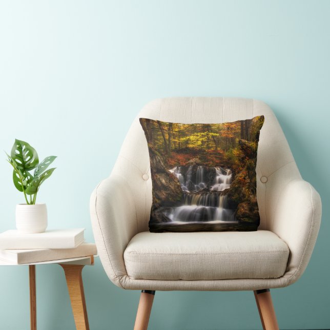 Coussin Waterfalls | New England Connecticut (Chaise)