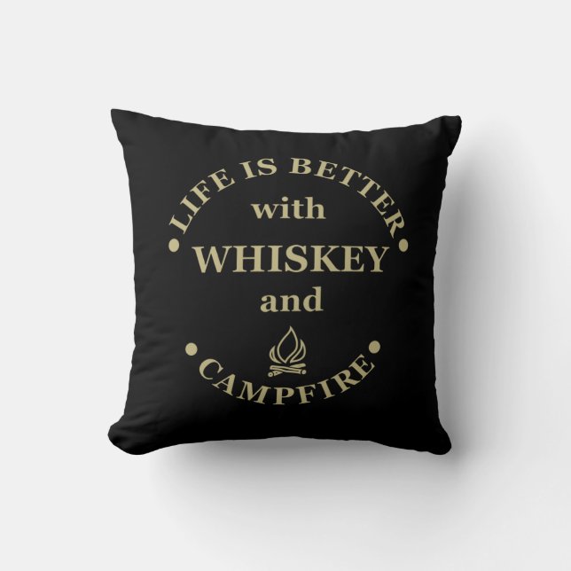 Coussin Whiskey cite d'amusants propos de campeurs de camp (Recto)