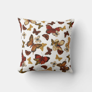 Coussin Whispering Wings - Papillons sur blanc