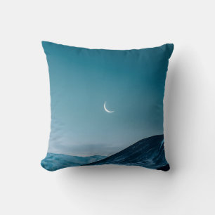 Coussin Whispers of the Crescent Night