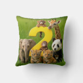 Coussin Wildlife Animal Babies With a Number Two (Verso)