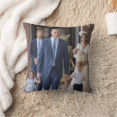 Coussin William, Kate et les enfants (Couverture)