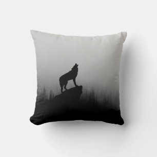 Coussin Wolf hurle sur la lune