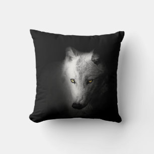 Coussin Wolf, portrait animal sur arrière - plan noir,