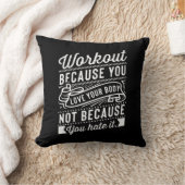 Coussin Workout Because (Couverture)