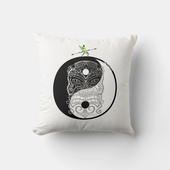 Coussin Yin Yang Tiki Masque guerrier (Recto)