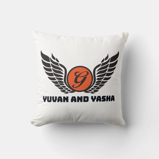 Coussin Yuvan et Yasha (Recto)