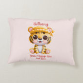 Coussins Décoratifs Ajouter un nom Texte, bébé tigre avec chapeau sur  (Dos)