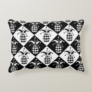 Coussins Décoratifs Ananas stylisé. Arlequin casquette et rhombus. Mer