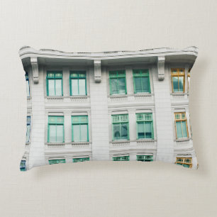 COUSSINS DÉCORATIFS BÂTIMENT EN BÉTON BLANC-3
