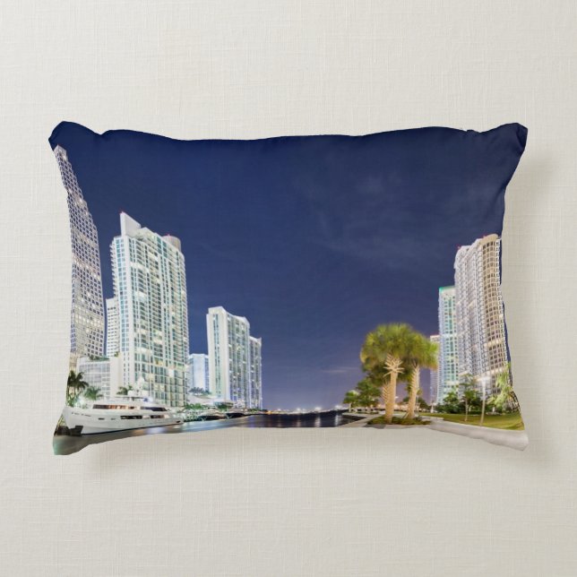 Coussins Décoratifs Bâtiments le long de la rivière Riverwalk de Miami (Devant)