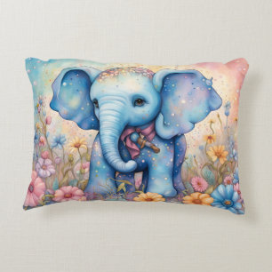 Coussins Décoratifs Bébé éléphant adorable dans un jardin pastel