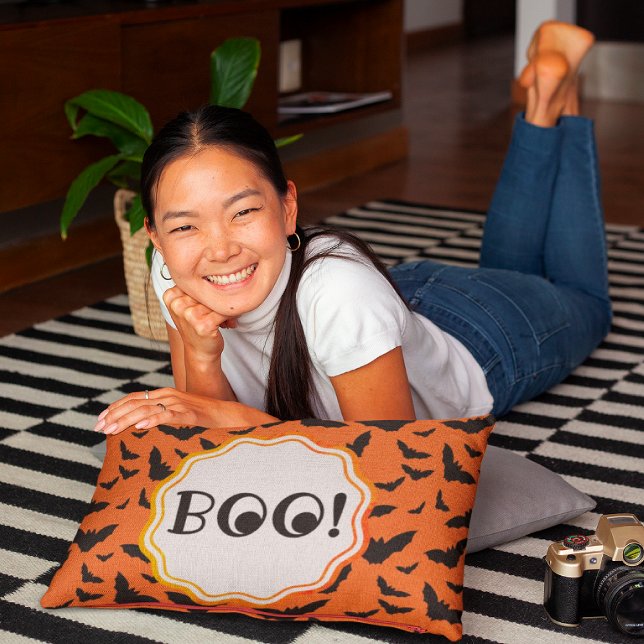 Coussins Décoratifs BOO ! Halloween chauves-souris orange/Noir (This accent pillow is 
Boo-tiful!)