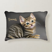 Coussins Décoratifs Cute tabby chaton, personnalisable (Devant)