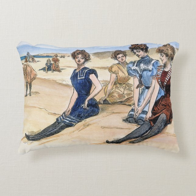 Coussins Décoratifs Filles de Gibson sur la plage, 1900 (Devant)