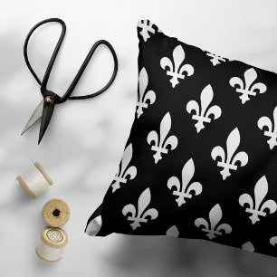 Coussins Décoratifs Fleur de Lis Motif, Royal French, Blanc sur Noir
