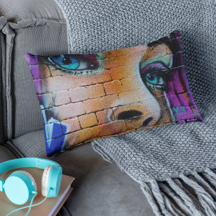Coussins Décoratifs Graffiti Girl violet bleu joli yeux Monogramme