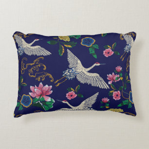 Coussins Décoratifs Grues japonaises, vagues et fleurs. Broderie