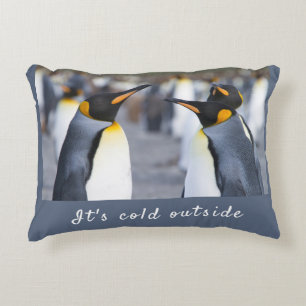 Coussins Décoratifs Il fait froid à l'extérieur de King Penguin photo