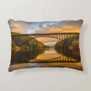 Coussins Décoratifs Le Roi français Bridge dans l'automne