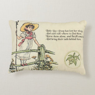Coussins Décoratifs Little Bo-Peep : Nursery classique de Kate Greenaw