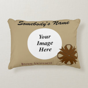 Coussins Décoratifs Modèle Brown du ruban de trèfle par Kenneth Yoncic