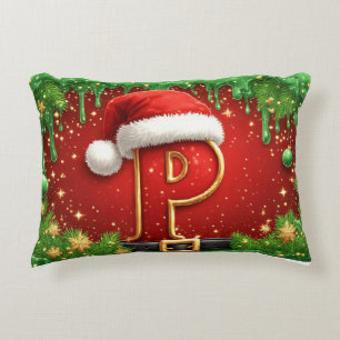Coussins Décoratifs Monogramme de Noël personnalisé P avec chapeau de