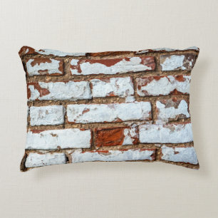 Coussins Décoratifs Old vintage brick wall with sprinkled white plaste