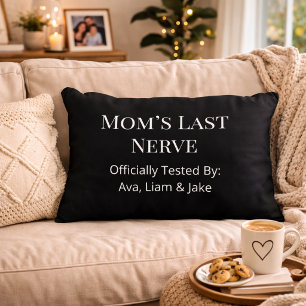 Coussins Décoratifs Oreiller jeté en noir et blanc "Custom Mom Last Ne