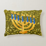 Coussins Décoratifs Parties scintillantes de Faux d'or de Menorah d'or<br><div class="desc">Beau et décoratif coussin d'accent pour Hanoukka,  comportant la conception de parties scintillantes de Faux d'or de Menorah d'or</div>