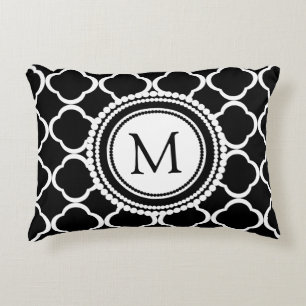 Coussins Décoratifs Quatrefoil Floral Noir Et Blanc Personnalisé