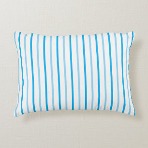 Coussins Décoratifs Rayures Bleues et Blanches Pastel NOM au Dos