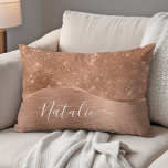 Coussins Décoratifs Silver Glitter Glam Bling Personalized<br><div class="desc">Personnalisez facilement ce rose or brossé métal et faux parties scintillant glamour à motif d'accent coussin avec votre propre nom personnalisé.</div>