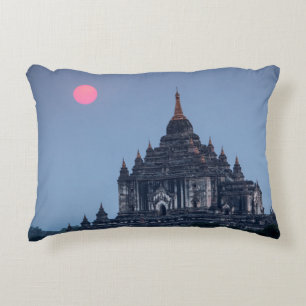 Coussins Décoratifs Temple bouddhiste au coucher du soleil