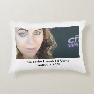 COUSSINS DÉCORATIFS #TOPCÉLÉBRITÉ #LAURAHLAVERNEGUILLEN 2025
