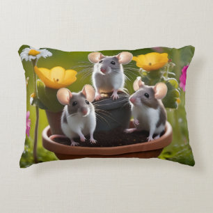 Coussins Décoratifs Trois Mètres Dans Des Pots À Fleurs,