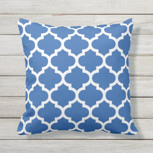 Coussins extérieurs de motif de Quatrefoil de bleu
