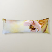 Coussins Longs Abeille Sur Une Fleur De Cerise (Dos)