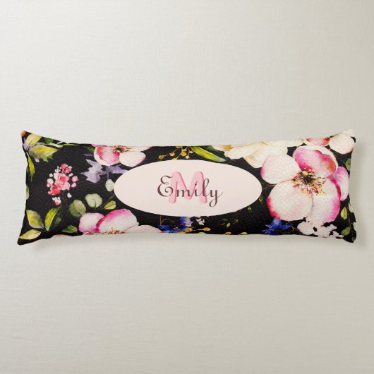 Coussins Longs Aquarelle rose Roses jaunes sur noir, Monogramme (Devant)