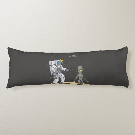 Coussins Longs Astronaute et extraterrestre (Devant)