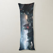 Coussins Longs Batman regarde la ville (Dos (Vertical))