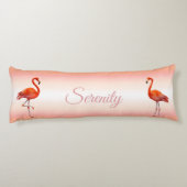 Coussins Longs Beaux flamants roses sur fond corail clair (Dos)