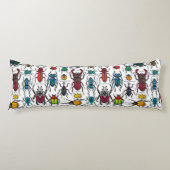 Coussins Longs Beetons sur blanc (Devant)