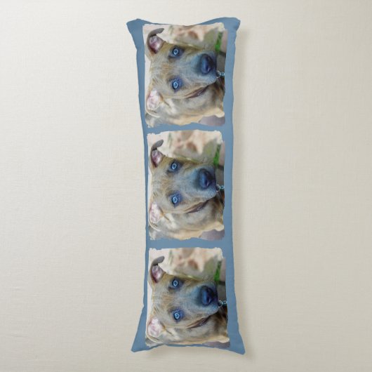 Coussins Longs Brindle Pit Bull Puppy par Shirley Taylor (Devant (Vertical))