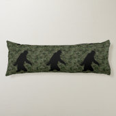 Coussins Longs Camouflage numérique en silhouette noire Sasquatch (Devant)