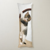 Coussins Longs Chat de bébé, escalade mignonne de chaton, câline (Dos (Vertical))